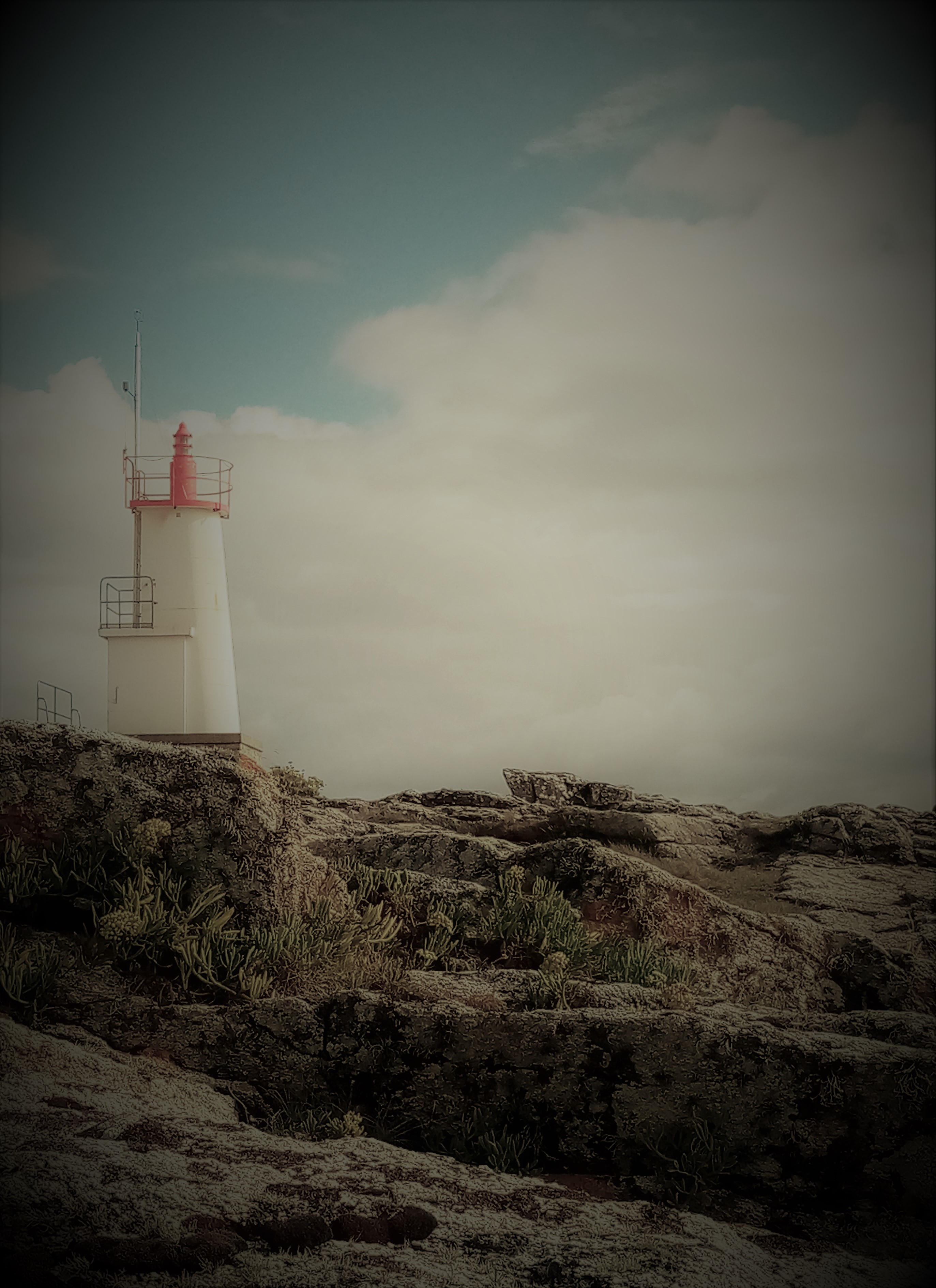 phare de Kerroc'h sur la côte ploemeroise