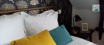 Chambre port de Lomener